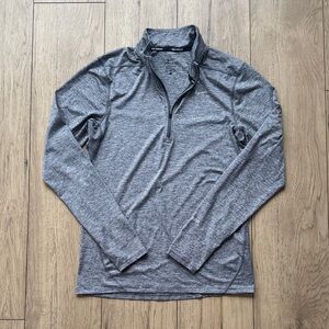 Nike Running Dri-Fit Gray Lightweight Half Zip Long Sleeve Shirt Men’s Small